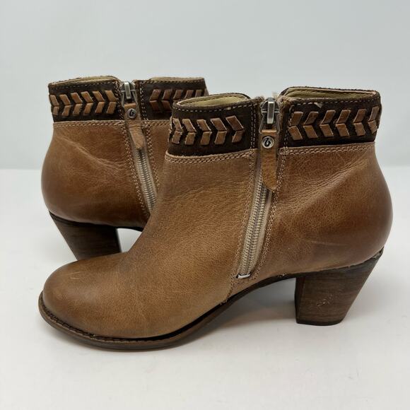 OluKai Kamahoi Women's Leather Booties Size 6.5 Fall Essentials Brown School - Picture 6 of 12